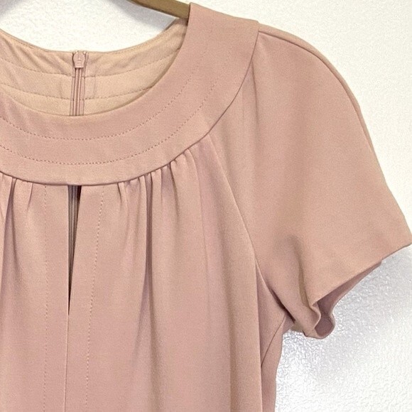 Trina Turk - Blush Pink Shift Dress - size 8 - Picture 4 of 4